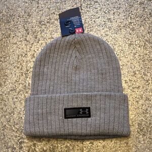 NWT Men’s Under Armour Beanie Grey MSRP $22